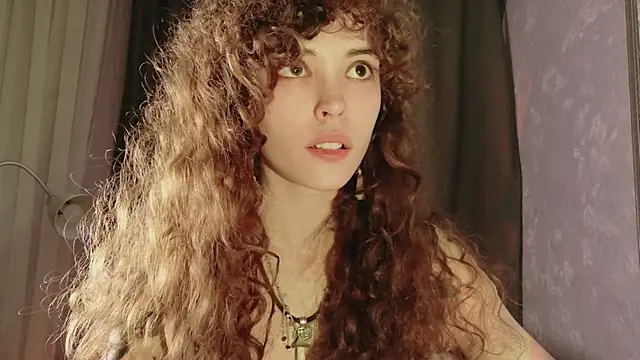 Snapshot of Dizer_clopy chatting on November 22, 8:52 pm Dizer clopy online show from November 22, 8:52 pm