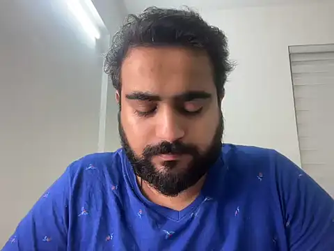 Snapshot of indian_thonger chatting on November 10, 1:48 am indian thonger online show from November 10, 1:48 am