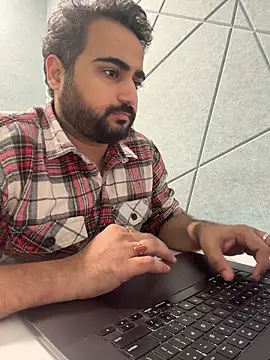 Snapshot of indian_thonger chatting on November 17, 9:48 am indian thonger online show from November 17, 9:48 am