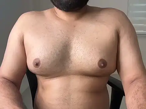 Snapshot of indian_thonger chatting on November 28, 3:09 am indian thonger online show from November 28, 3:09 am