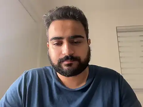 Snapshot of indian_thonger chatting on November 30, 6:17 am indian thonger online show from November 30, 6:17 am