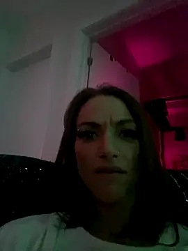 Snapshot of guccititi chatting on October 31, 10:16 am guccititi online show from October 31, 10:16 am