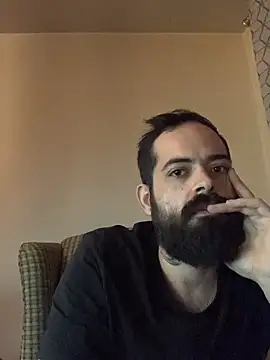 Snapshot of guccititi chatting on December 1, 5:56 am guccititi online show from December 1, 5:56 am