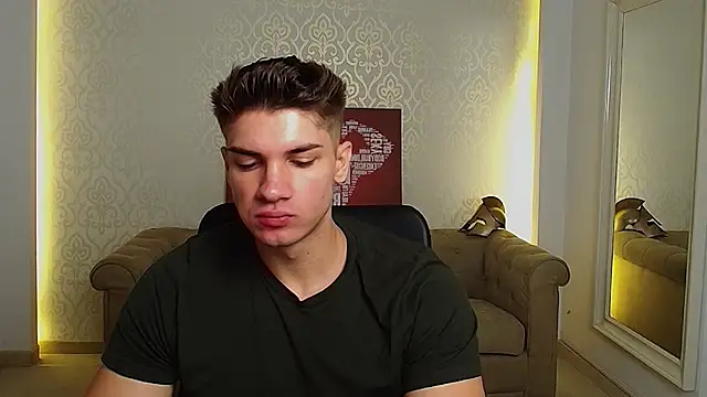 MaxKaiden online show from September 22, 6:15 am