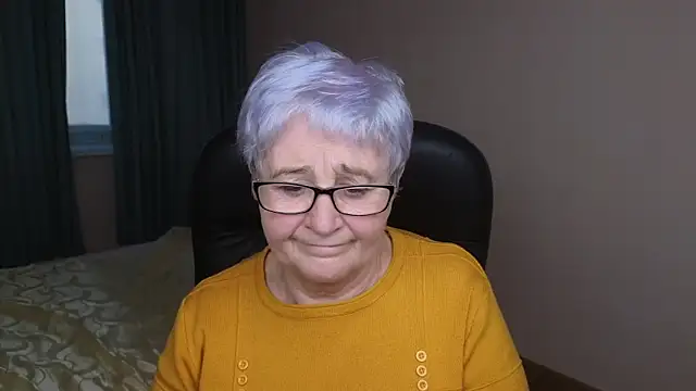 Sandra Snowflake online show from February 16, 2:21 pm