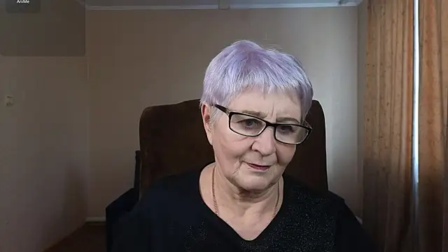 Sandra Snowflake online show from February 4, 11:05 am