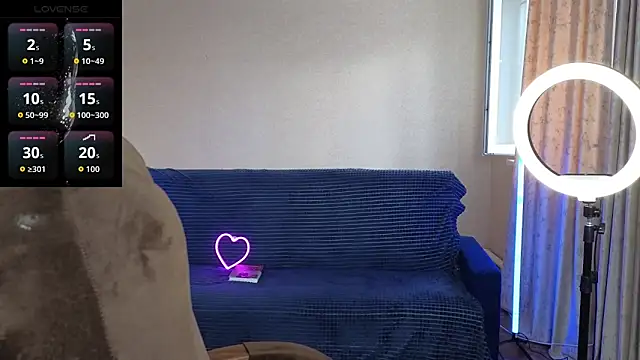 Snapshot of Sandra_Snowflake chatting on March 27, 1:22 pm Sandra Snowflake online show from March 27, 1:22 pm