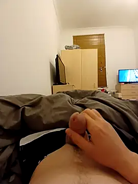 Snapshot of Eusuntnoulgigolo chatting on April 1, 7:33 pm Eusuntnoulgigolo online show from April 1, 7:33 pm