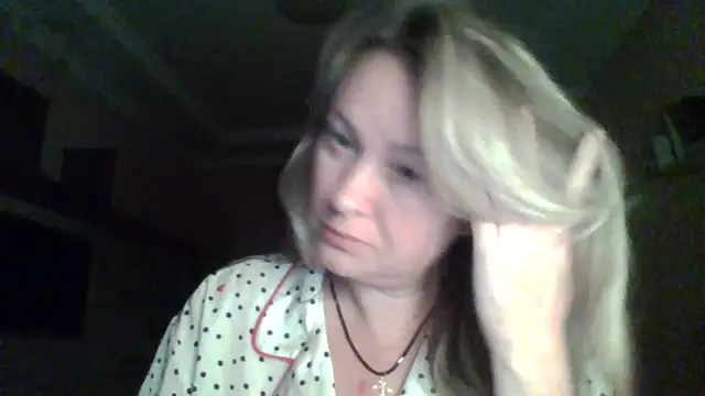 Mary888x online show from December 18, 9:43 pm