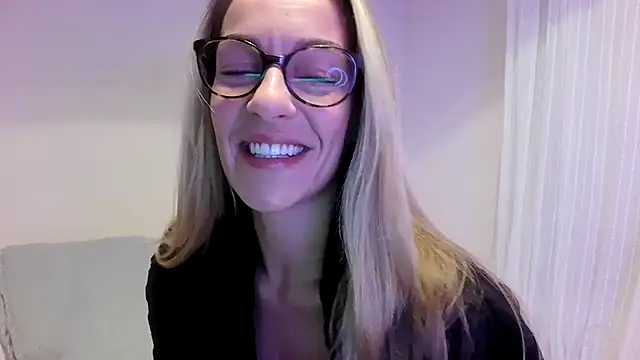 Edenfox- online show from October 24, 10:06 pm