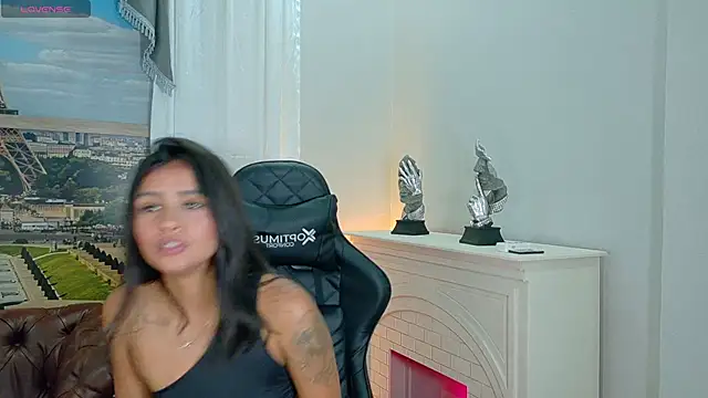 katia foxxx  online show from June 11, 5:33 pm