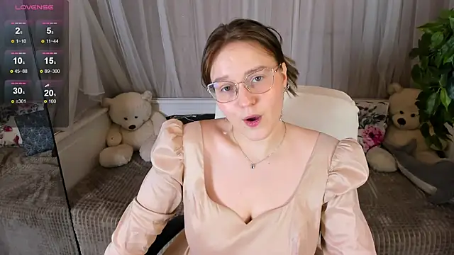 Rada Woods online show from February 19, 2:34 pm