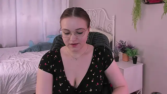 Rada Woods online show from March 19, 4:36 am