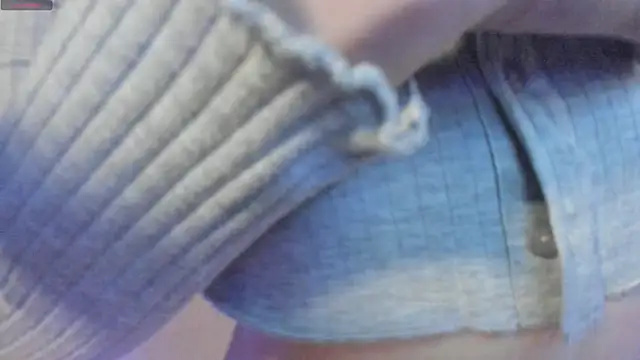 Snapshot of mey_baee chatting on November 13, 3:55 pm mey baee online show from November 13, 3:55 pm