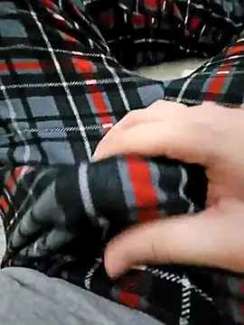 Snapshot of skiciyunis chatting on March 31, 5:35 pm skiciyunis online show from March 31, 5:35 pm