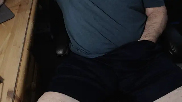 Snapshot of jonjonjonny69 chatting on March 12, 9:35 pm jonjonjonny69 online show from March 12, 9:35 pm