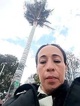 Coeur de luxure online show from October 9, 2:15 pm