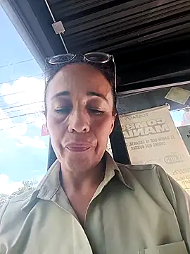 Coeur de luxure online show from November 18, 6:23 pm