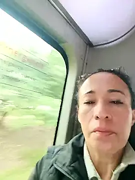 Coeur de luxure online show from January 15, 11:48 am