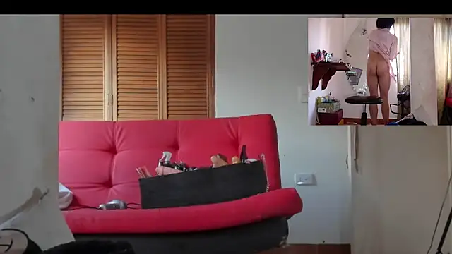 Snapshot of afroditacute15 chatting on September 29, 12:32 pm afroditacute15 online show from September 29, 12:32 pm