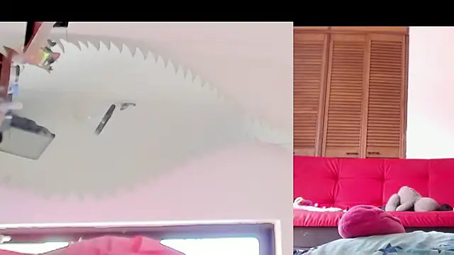 Snapshot of afroditacute15 chatting on October 26, 4:13 pm afroditacute15 online show from October 26, 4:13 pm