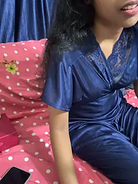 PreetyKitten online show from July 15, 3:39 pm
