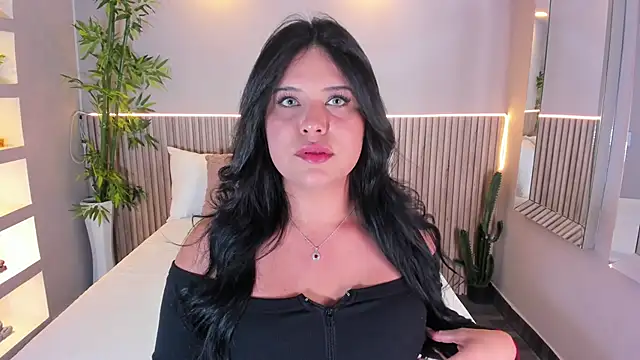 Snapshot of GeorginaReyes chatting on February 23, 10:40 pm GeorginaReyes online show from February 23, 10:40 pm