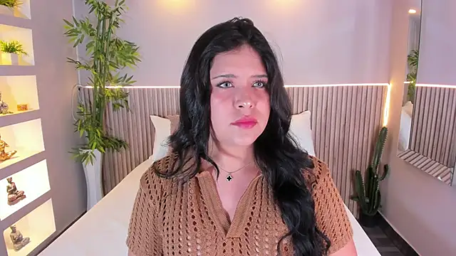 Snapshot of GeorginaReyes chatting on March 12, 10:49 pm GeorginaReyes online show from March 12, 10:49 pm