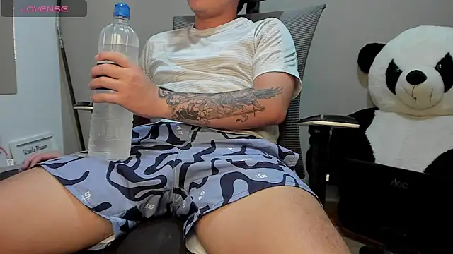 mattiwsmorris  online show from October 29, 5:53 am