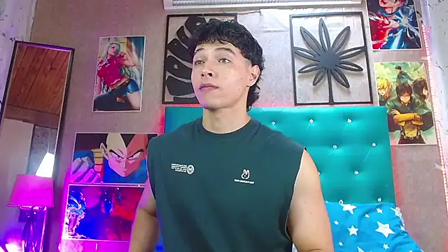 LiamAndrewzz online show from October 16, 6:31 pm