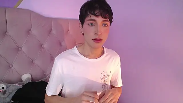 Damiian21  online show from March 12, 1:40 pm