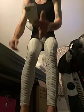 QueenM3 online show from November 10, 3:27 am