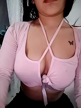 Snapshot of ElaRuil69 chatting on May 2, 3:00 am ElaRuil69 online show from May 2, 3:00 am