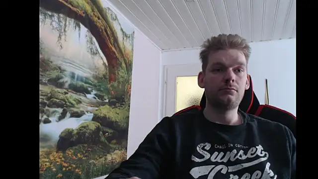 Justforfunc123 online show from March 29, 9:42 am