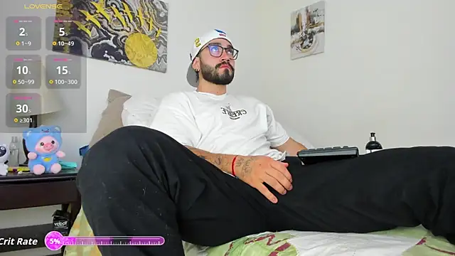 Snapshot of jeyco_santino chatting on April 9, 2:11 am jeyco santino online show from April 9, 2:11 am