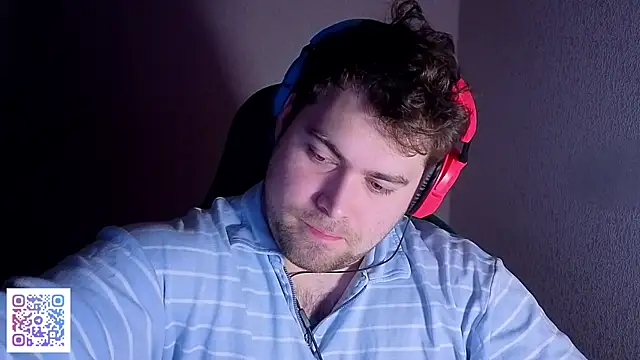 Snapshot of Mars_I chatting on April 7, 2:50 pm Mars I online show from April 7, 2:50 pm