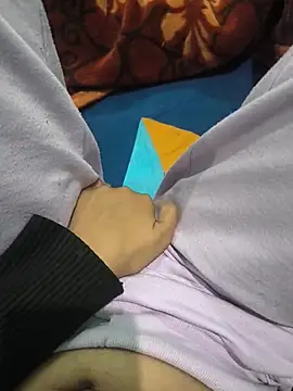 Snapshot of HorNy_Bro_Sis chatting on January 17, 1:38 pm HorNy Bro Sis online show from January 17, 1:38 pm