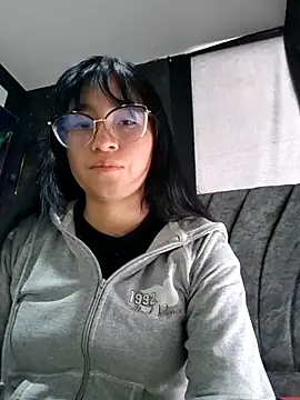 Arielle lov online show from October 20, 11:54 am