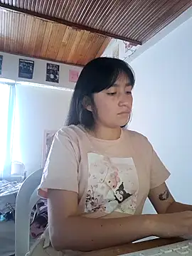 Arielle lov online show from October 25, 1:29 pm