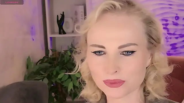 Sandra Kind online show from June 6, 5:23 am