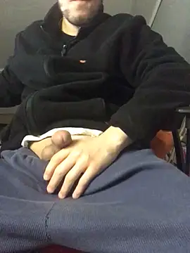 Snapshot of BaltacZ chatting on February 25, 10:58 am BaltacZ online show from February 25, 10:58 am