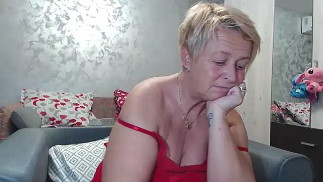 Snapshot of RosesandLillies chatting on October 3, 4:37 pm RosesandLillies online show from October 3, 4:37 pm