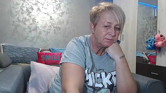 RosesandLillies online show from February 24, 6:17 pm