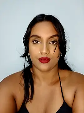 victoria roussee online show from March 21, 9:01 am