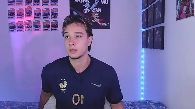 Snapshot of jack_walker190 chatting on November 22, 10:03 am jack walker190 online show from November 22, 10:03 am