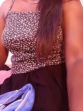 Snapshot of Crazy_Dilu chatting on June 23, 2:37 pm Crazy Dilu online show from June 23, 2:37 pm