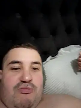 Snapshot of agyme chatting on February 28, 3:37 am agyme online show from February 28, 3:37 am