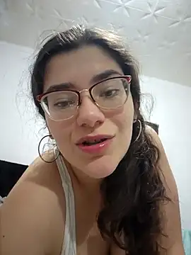 Snapshot of agyme chatting on March 10, 7:10 am agyme online show from March 10, 7:10 am