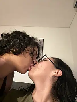 Alice surprise online show from July 22, 4:48 am