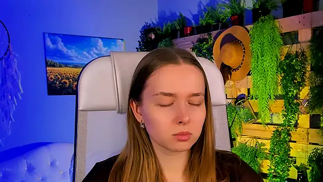 JenniferGraces online show from October 14, 2:51 pm